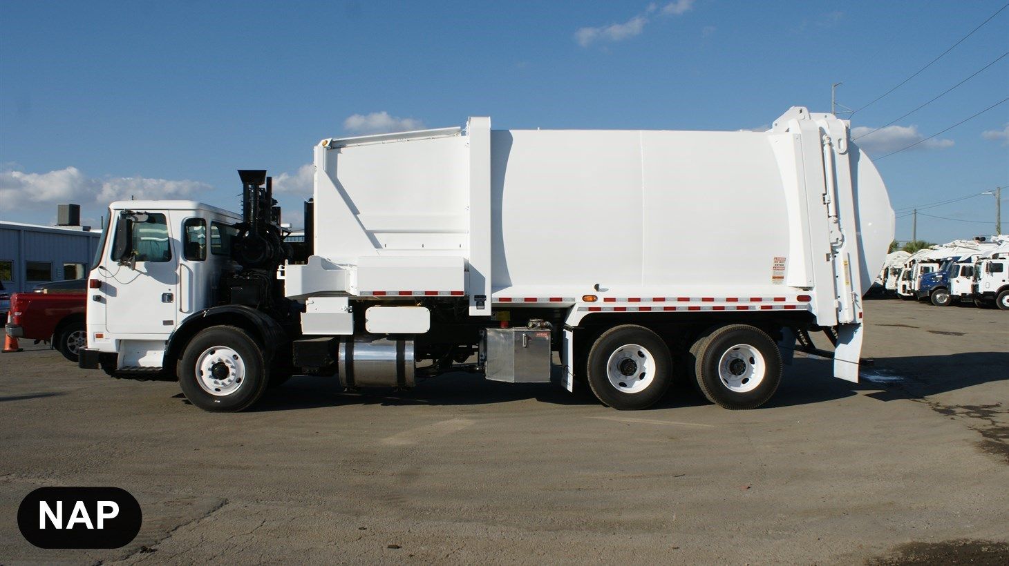 01_2020_Autocar_Side_Loader_11042420204