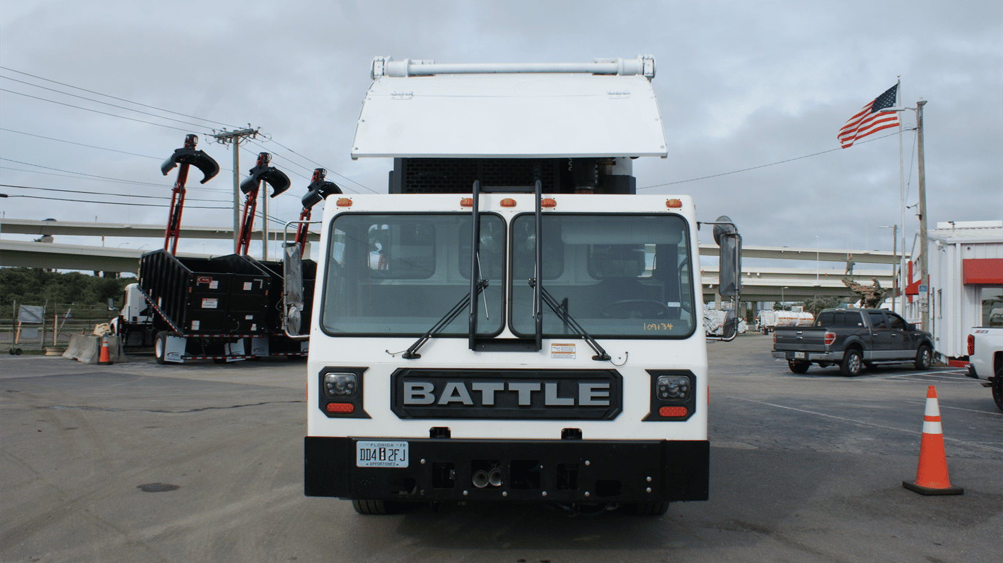 02_2024_battle_motors_front_loader_garbage_truck_109134_10-2