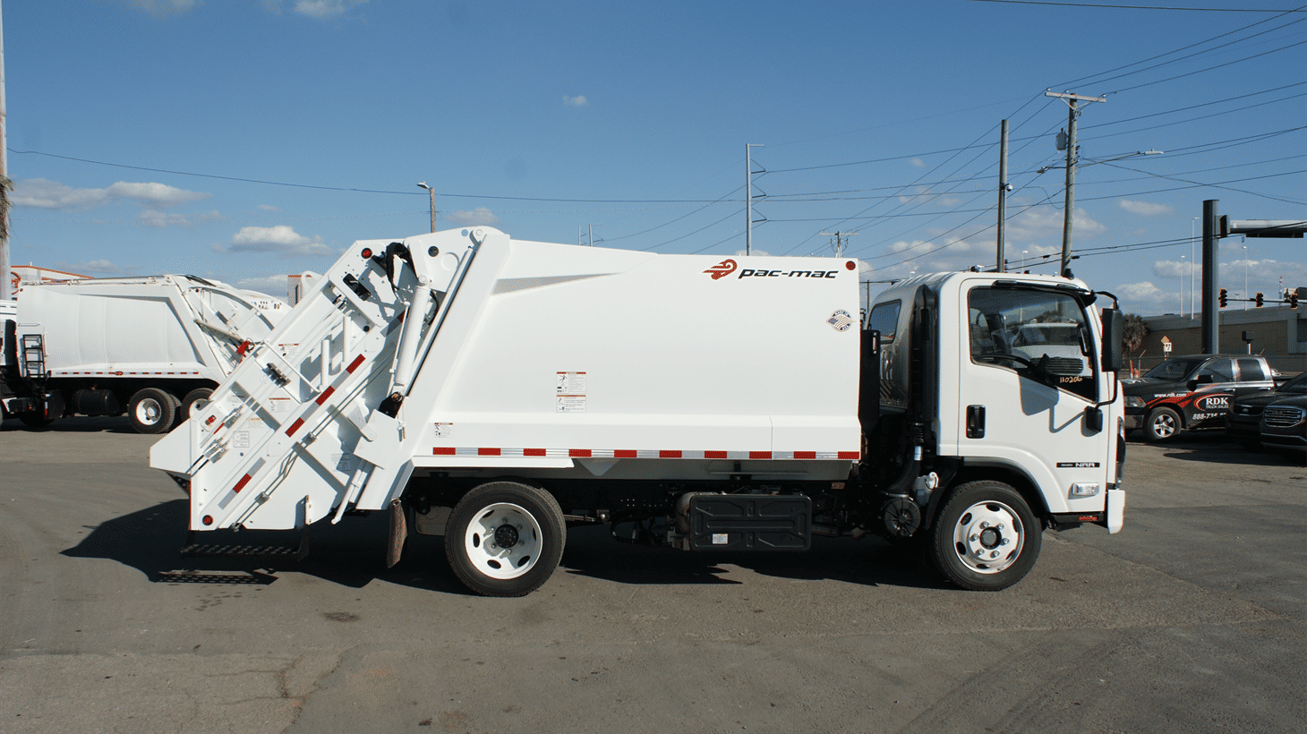 02_2026_Isuzu_Rear_Loader_110206_2