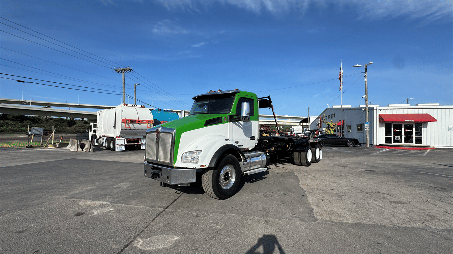 03_2020_kenwoth_roll_off_truck_110350_11