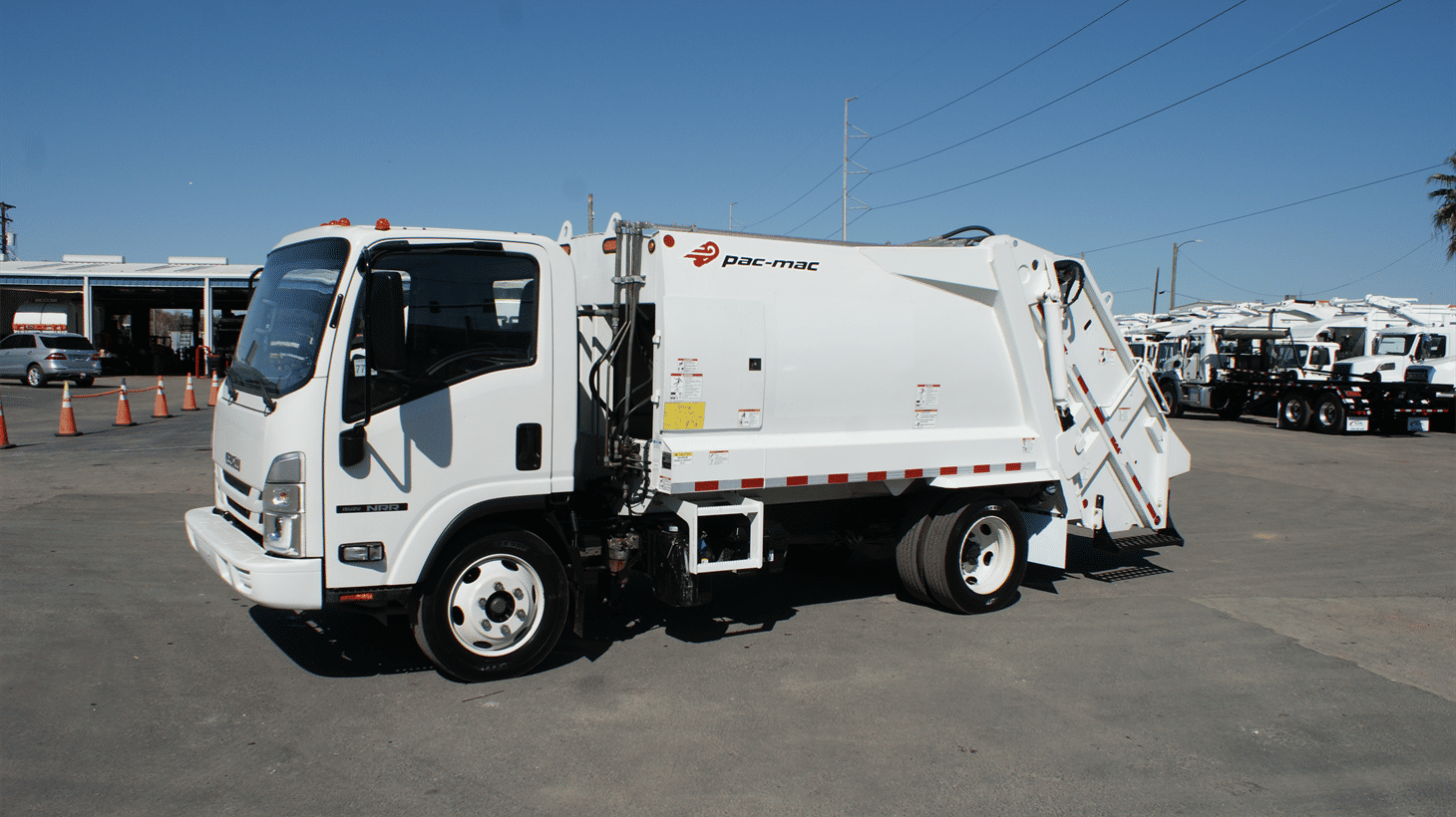 03_2023_isuzu_rear_loader_108835_11