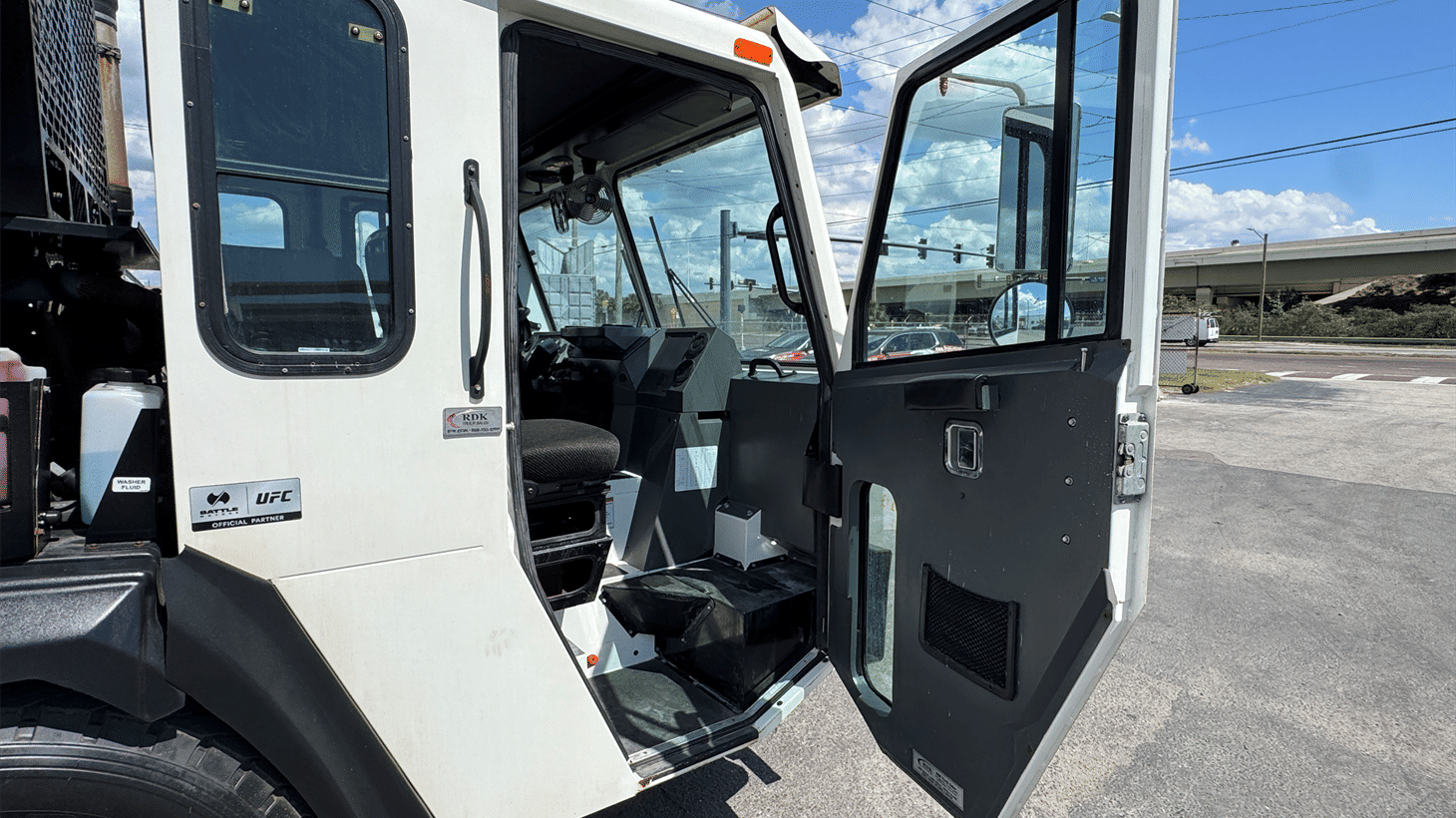 03_2024_battle_motors_rear_loader_garbage_truck_108213_11