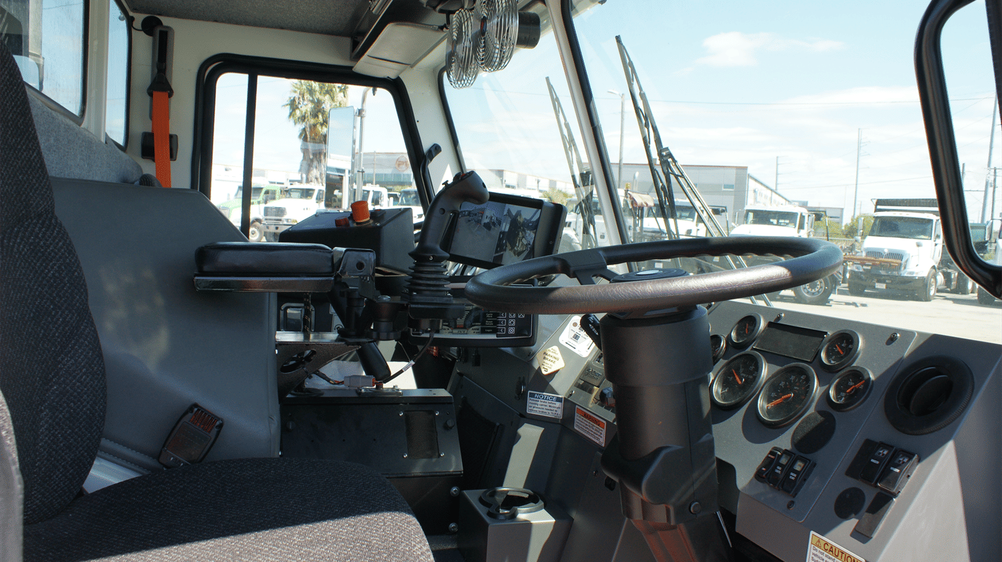 03_2026_Battle_motors_Side_Loader_109553_11