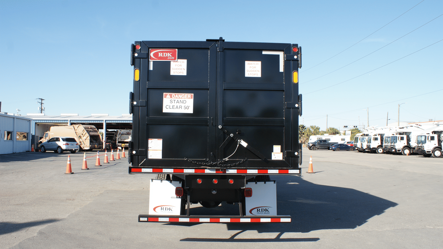 05_2025_Hino_Grapple_Truck_109428_5