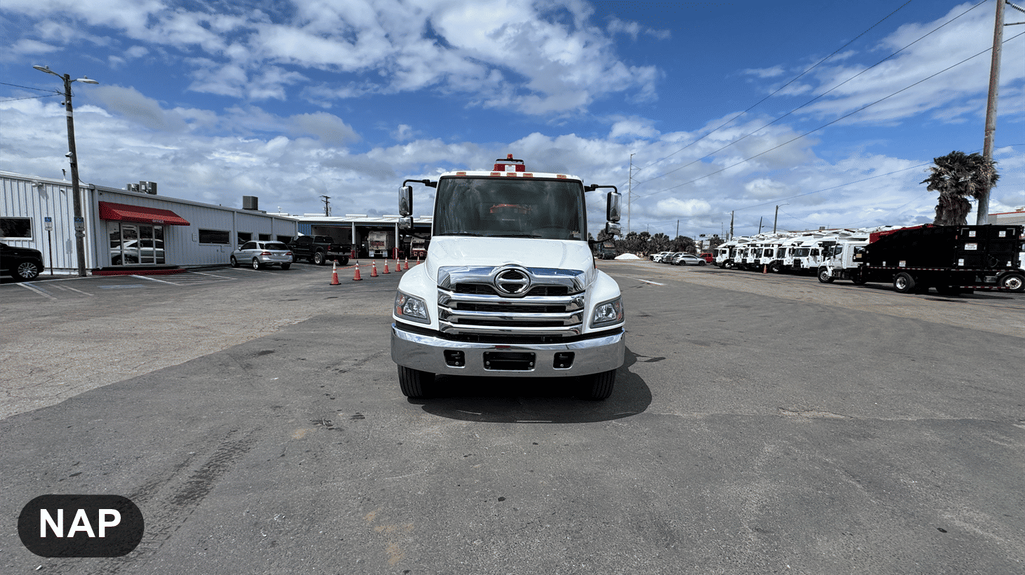 06_2026_Hino_Grapple_Truck_1101576