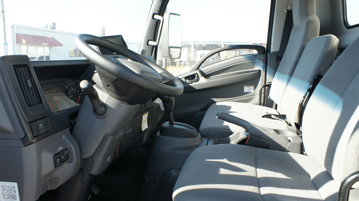 06_2026_Isuzu_Rear_Loader_110209_6