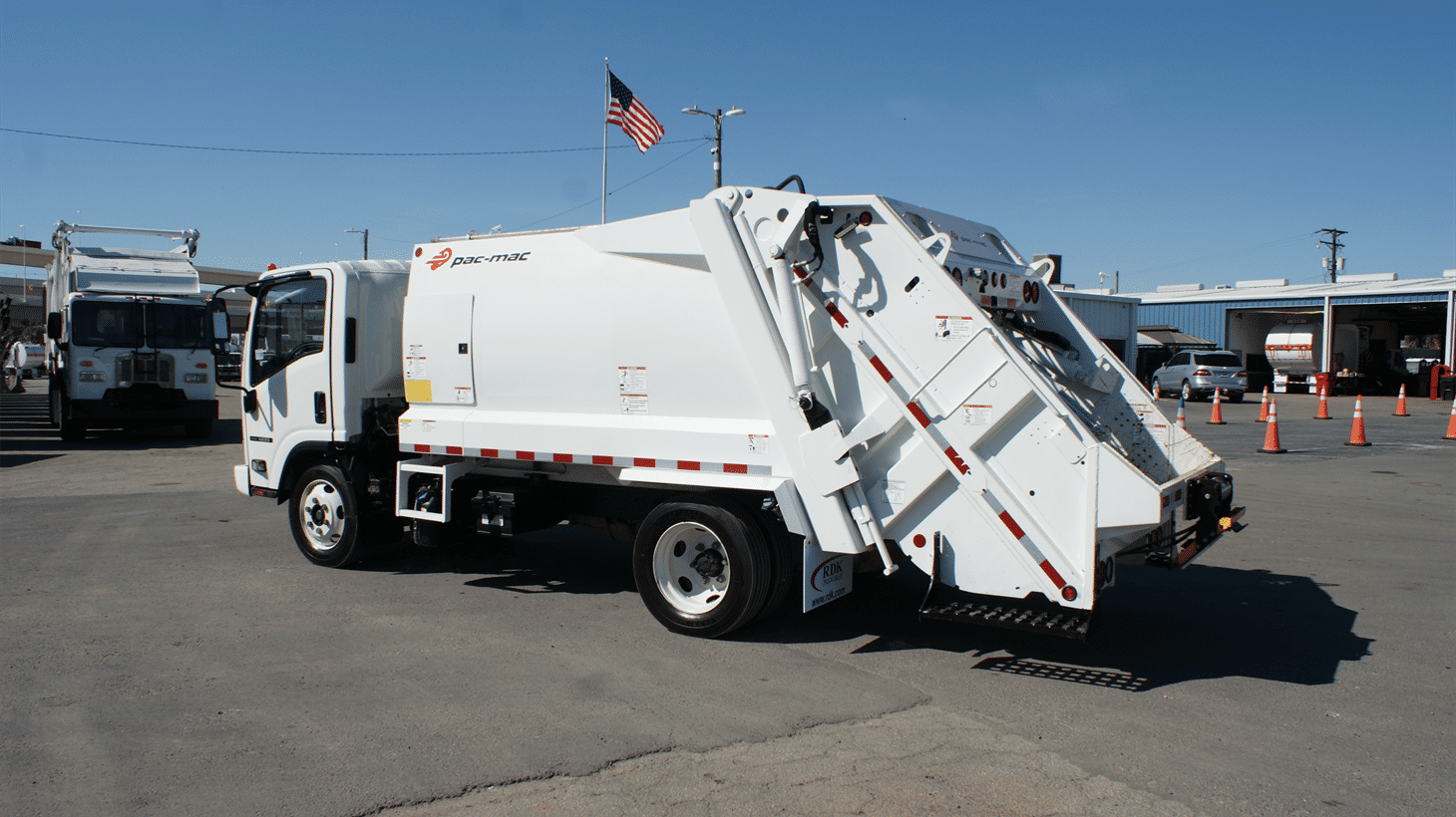 09_2023_isuzu_rear_loader_108835_2