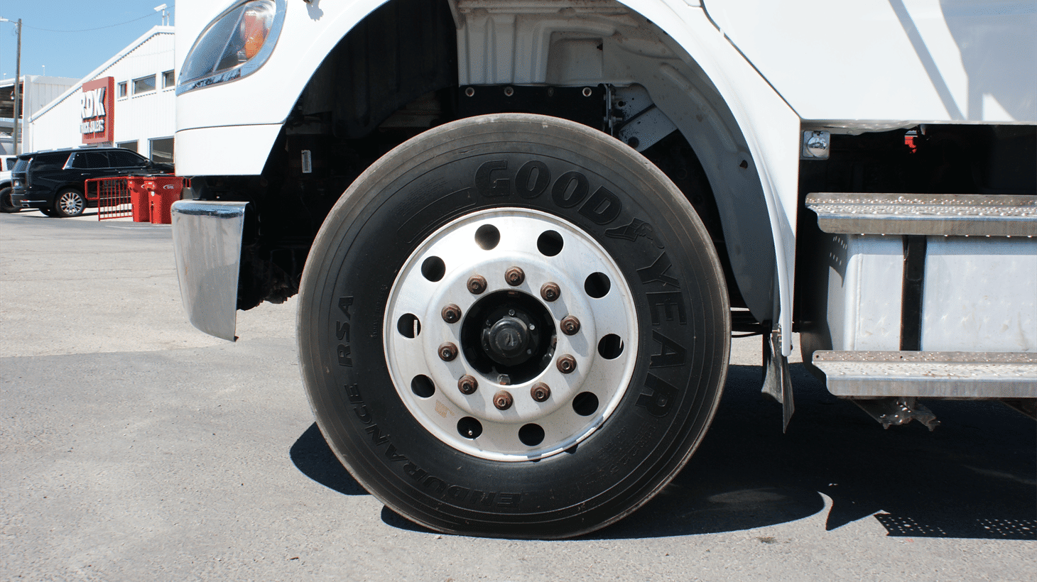 11_2022_freightliner_side_loader_garbage_truck_108141_19