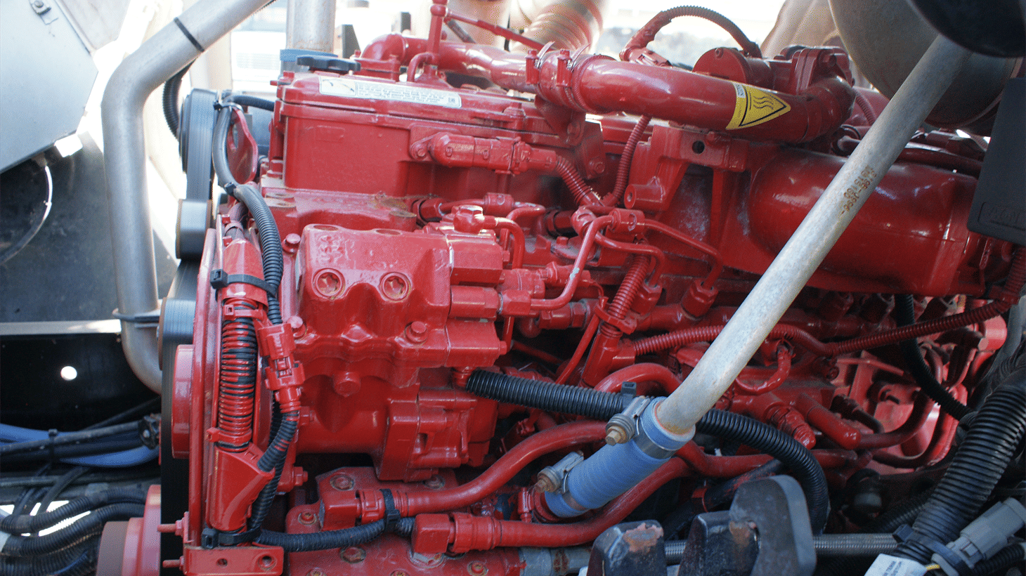 14_2024_battle_motors_side_loader_garbage_truck_109275_21