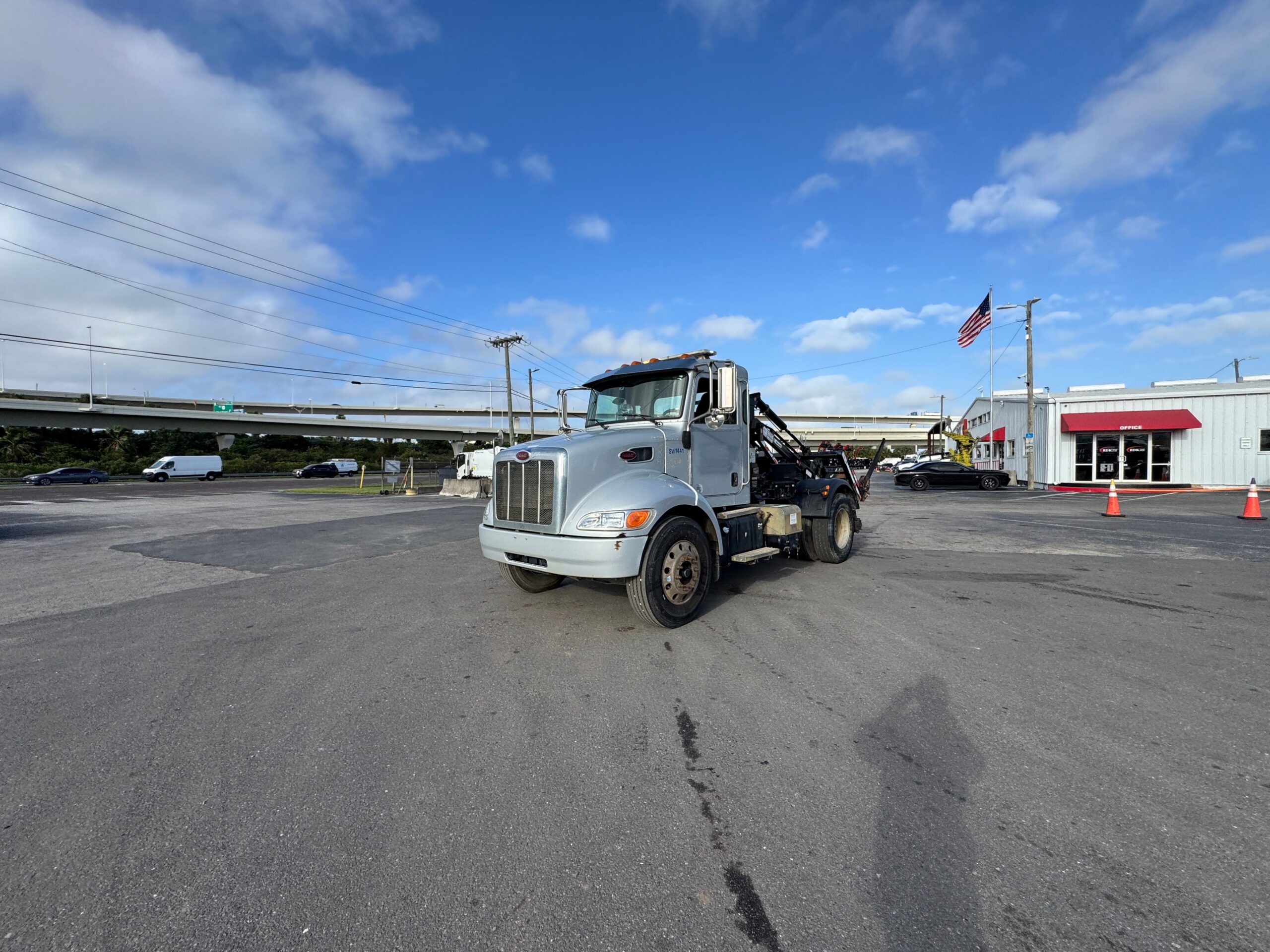 201520Peterbilt20CDU20110411205