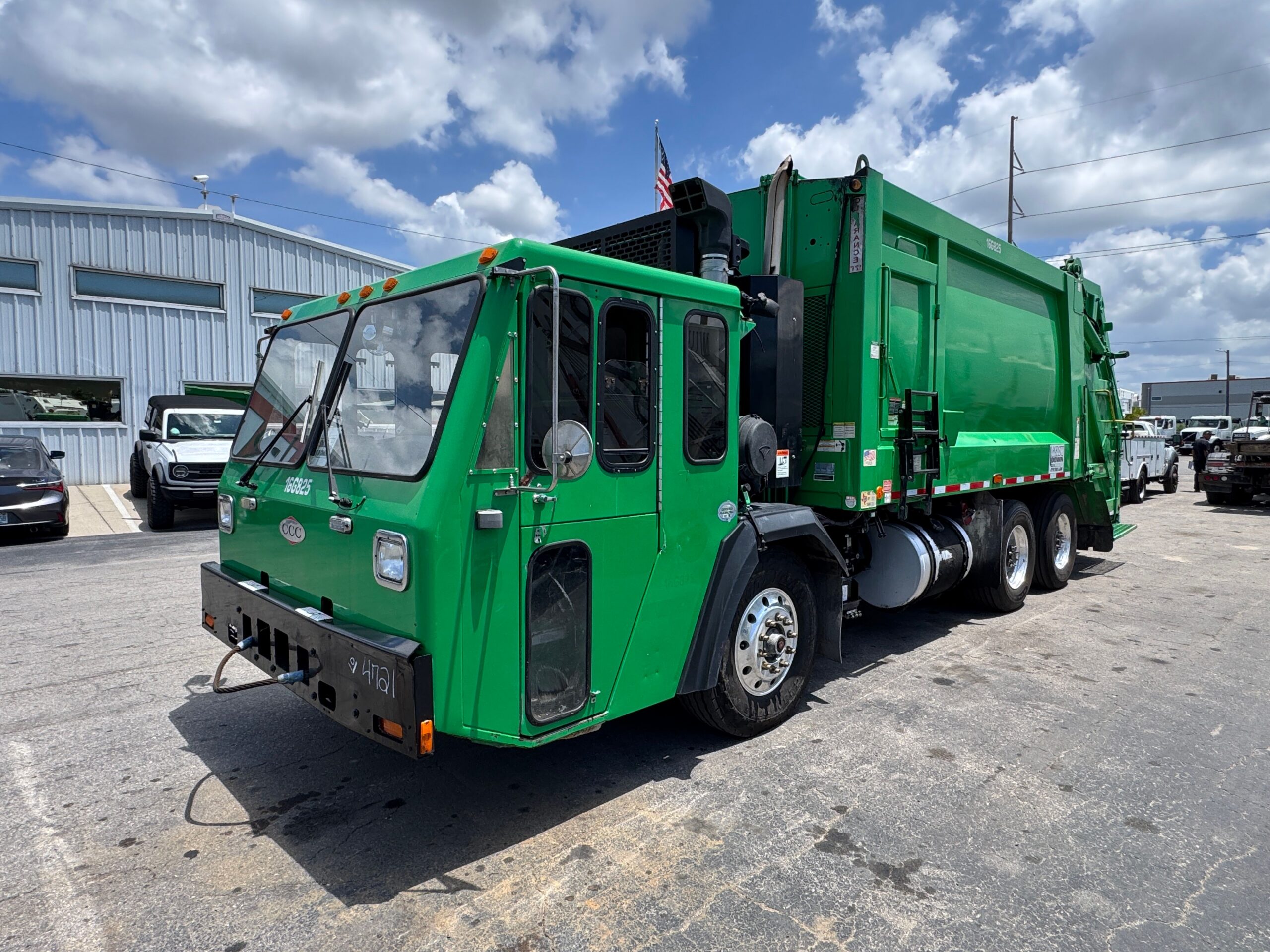 201620CCC20Rear20Loader20110469206