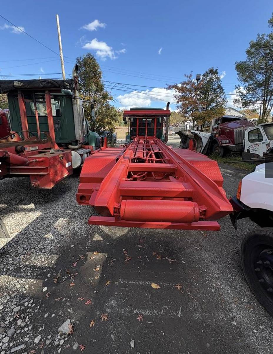 Roll-Off-Trucks-Kenworth-T800-62491059