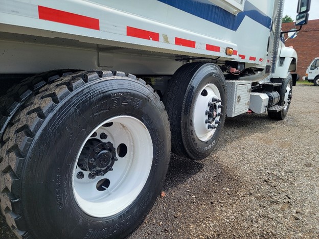 original-used-2012-international-rear-load-truck-76