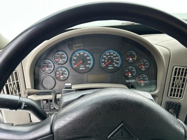 original-used-2012-international-rear-load-truck-83