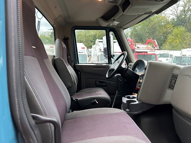 original-used-2013-international-day-cab-39