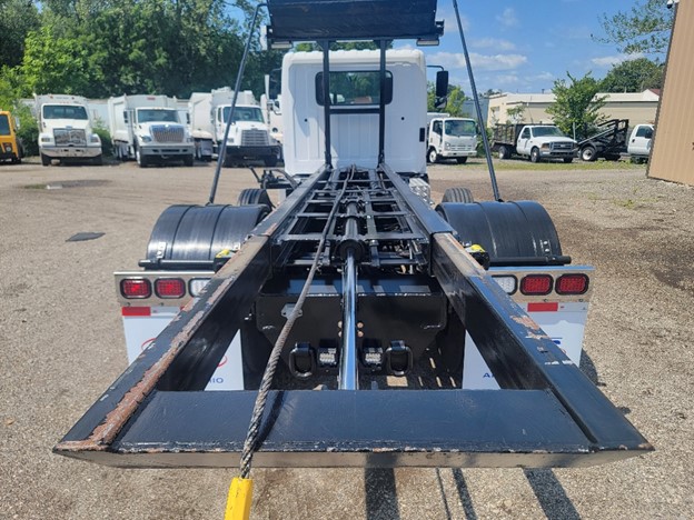 original-used-2014-hino-rolloff-truck-37