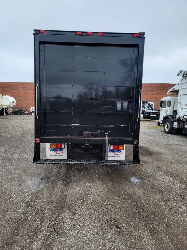original-used-2014-mitsubishi-box-truck-33