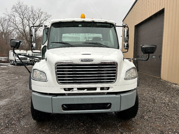 original-used-2016-freightliner-side-load-truck-18