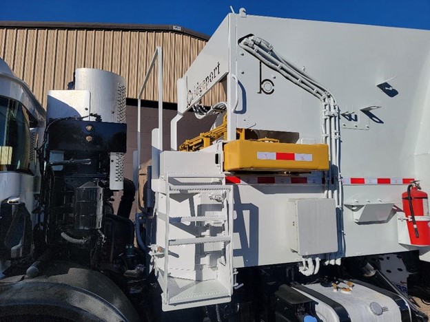 original-used-2018-mack-automated-side-load-truck-37
