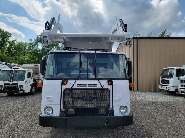original-used-2019-autocar-front-load-truck-21