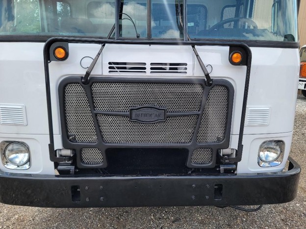 original-used-2019-autocar-front-load-truck-26
