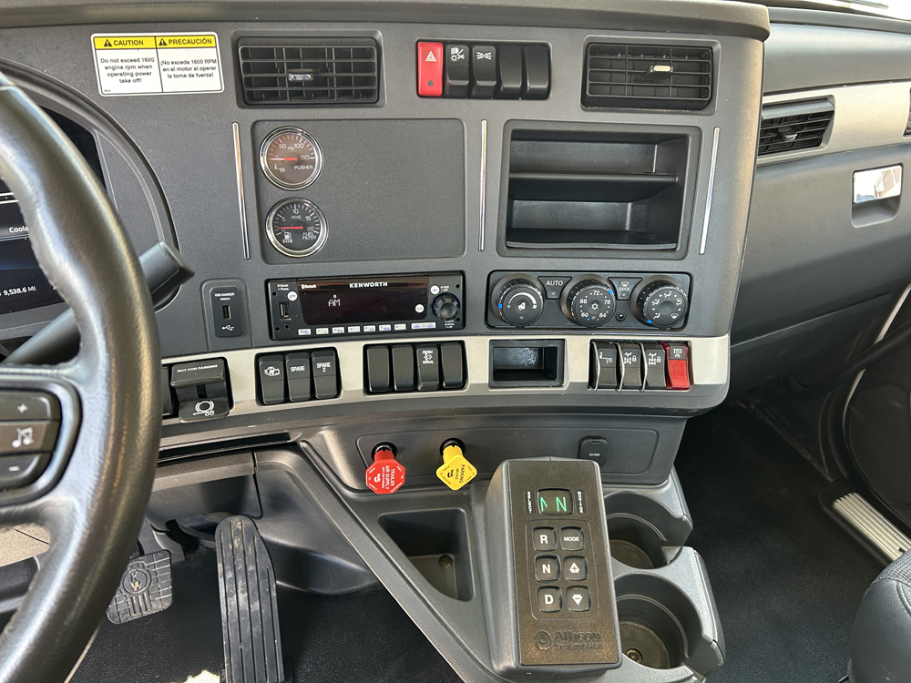 L7376 Kenworth Roll Off (12)