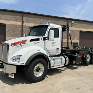 Roll-Off Trucks - Kenworth - 2025