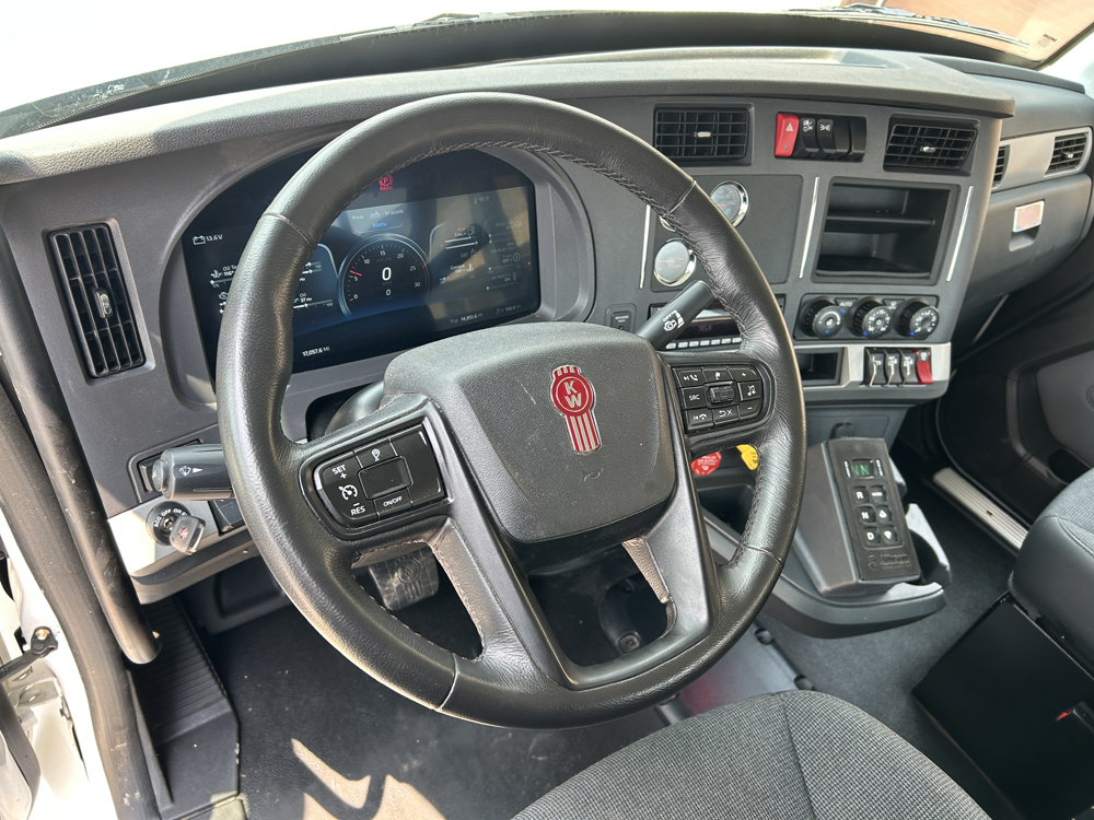L7944 Kenworth Roll Off (11)