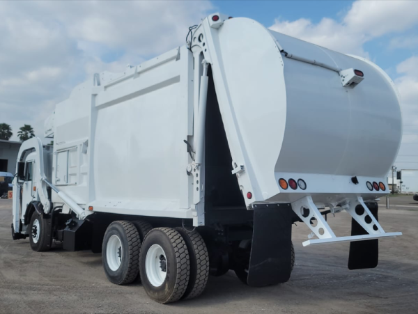 PETERBILT-2011-MCNEILUS-30-YDS-FRONT-LOADER-MTE-7