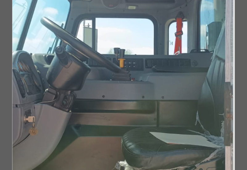 Peterbilt-2025-Hooklift-Marrel-roll-off-6