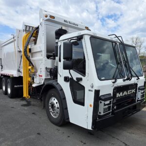 Side Loaders - Mack - 2026