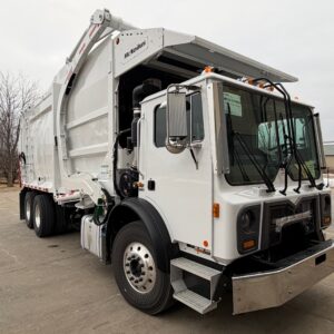 Front Loaders - Mack - 2025